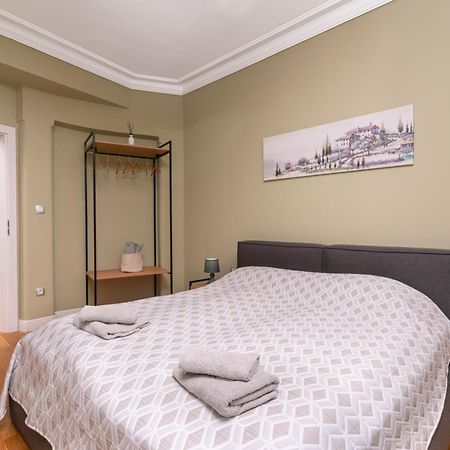 Stunning Luxury 3 Bedroom Apt In The Heart Of Town Sofia Buitenkant foto
